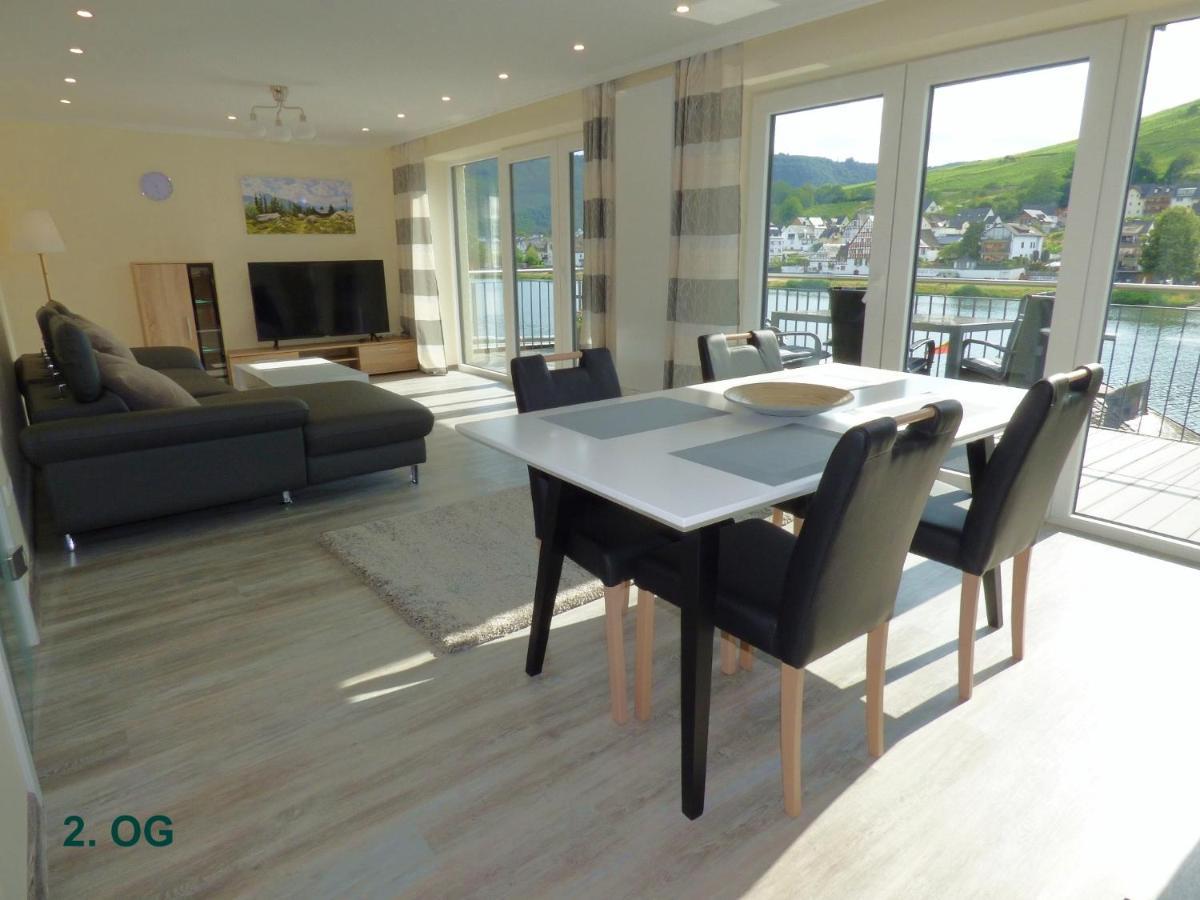 Ferienhaus Moselpromenade Целль-ан-дер-Мозель Экстерьер фото