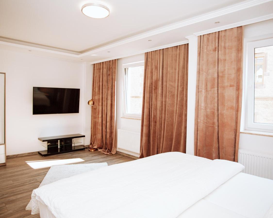 Ferienhaus Moselpromenade Целль-ан-дер-Мозель Экстерьер фото